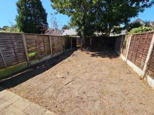 Photo 7- click for photo gallery